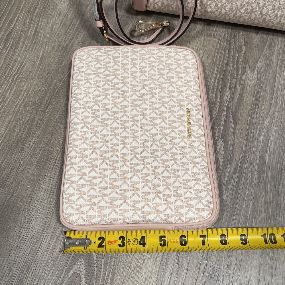 Michael Kors Kali medium satchel - Picture 5 of 11